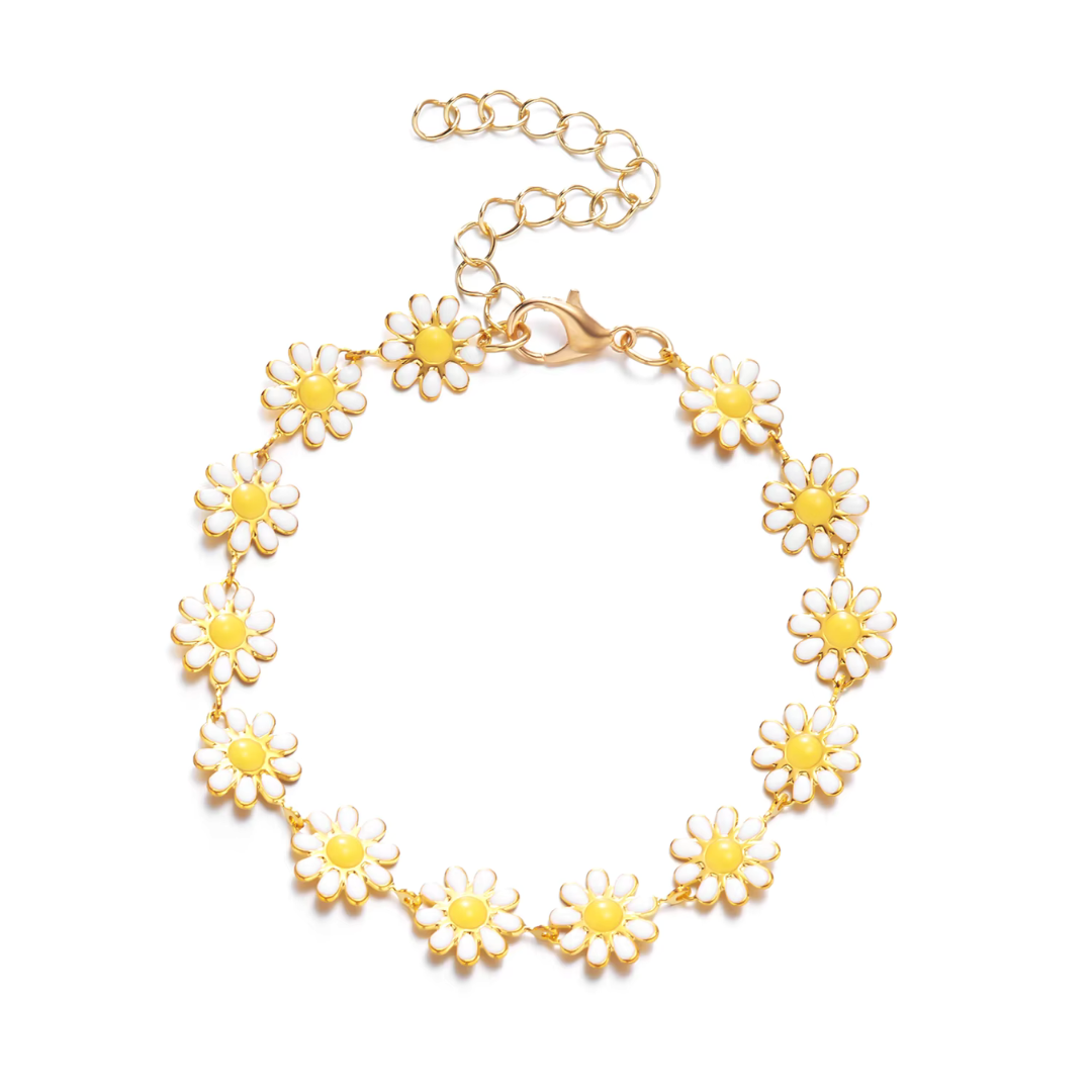 This charming Daisy Chain Bracelet is the perfect blend of fun and elegance! 🌸 With delicate daisies linked together, it adds a touch of sunshine to any outfit. Ideal for springtime vibes or a splash of whimsy any time of year! ☀️
🇨🇦 Available now in Canada and the US 🇺🇸
📦 Enjoy FREE SHIPPING on all orders!
Add a little floral flair to your jewelry collection. 🌼 Tap the link in our bio to shop now! 💛 #ChairmanCollection #DaisyChainBracelet #FloralJewelry #FreeShipping #CanadaJewelry #USJewelry #Je
